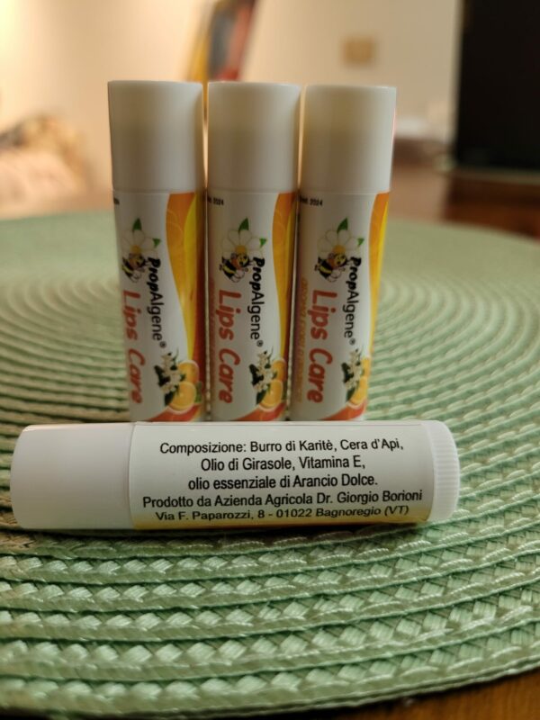 PropAlgene Lips Care Fiori d'Arancio - Balsamo Labbra con Cera d'Api purissima e Vit. E - immagine 3
